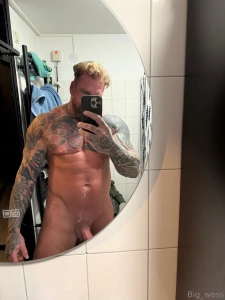 Was so horny must play with my self