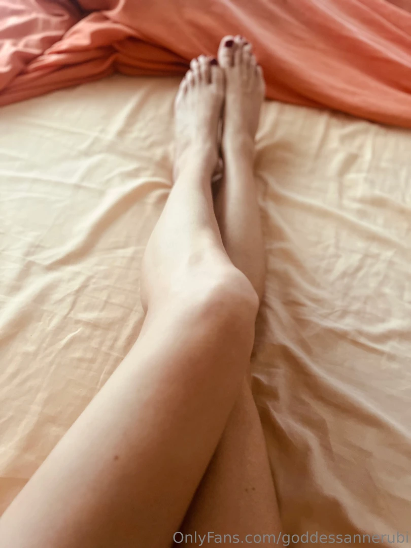 Rainy day do you want to stay with me 
