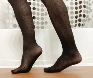 Stockings make my legs look good part 1