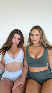 How did i get so lucky to have a friend this stunning oftvclaire