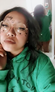 Hey babes lt 3 got my thighs out and just chilling in bed today cx lt part 3