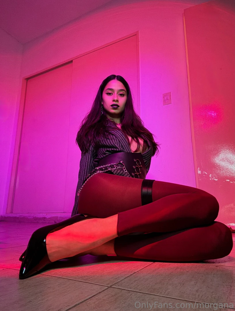 My calves start getting used to worshiping only this part of my body 