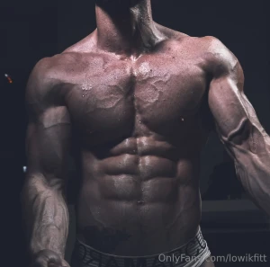 Mixed filles lt 3 always that incredible shape for beeing worshipped