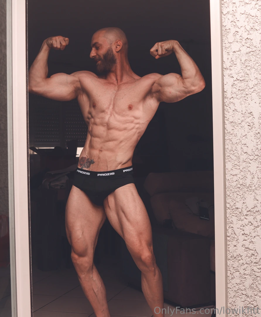 Slowly getting my shape again 