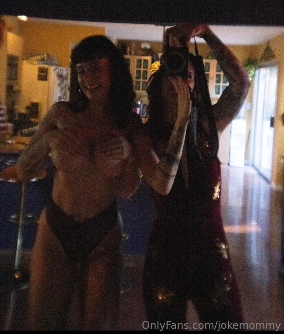 Some behind the scenes with roseyrion part 1 