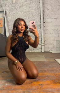 Hey everyone just wrapped up the cutest photoshoot and i m so excited