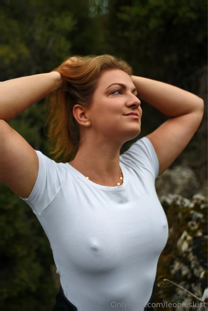 Ich gehe gerne wandern drau en zu sein macht mir immer gro e freude 