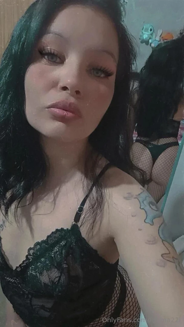 Play daddy i m active i would like to show you more love i am playful 