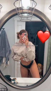 Anyone who knows his name i ll send you a pic for 15