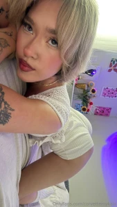 Should be live on cb in less than an hour cum join link in bio