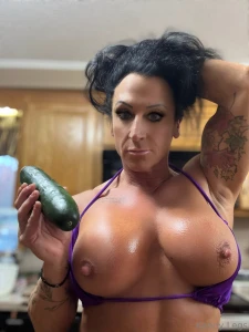 Who wants to have dinner with me and my dirty mind