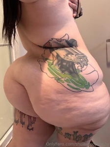 Just showered at the hotel do you like tan lines part 1