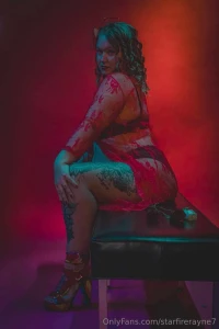 Happy valentines day my luvs come spend it with me on my paid page