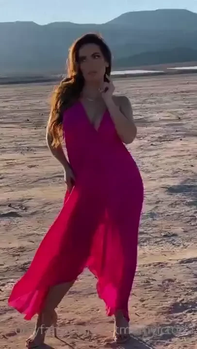 Some more behind the scenes from my photo shoot yesterday 