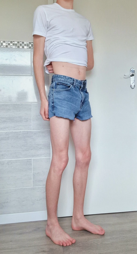Expertly transformed some old jeans into shorts i have no idea what i part 2 
