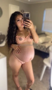 Can t decide which one looks hotter help me