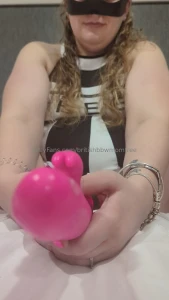 Wanna watch me play with my pink vibrator
