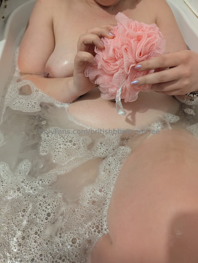 I m feeling all dirty want to help me clean up 