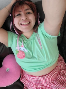 Felling super cute part 1