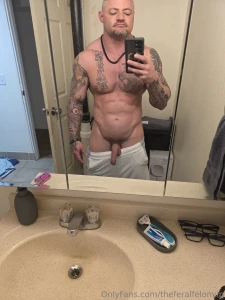 Someone come play with him