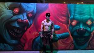 I m going to be heading to vegas considering walking around the strip