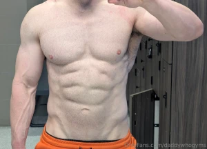 Pre and post and post sauna the orange shorts were getting looks part 2