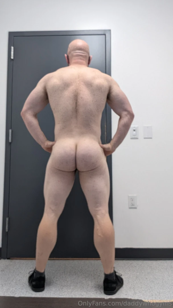 Here are a few shots of me right before i started my most recent cut part 2 