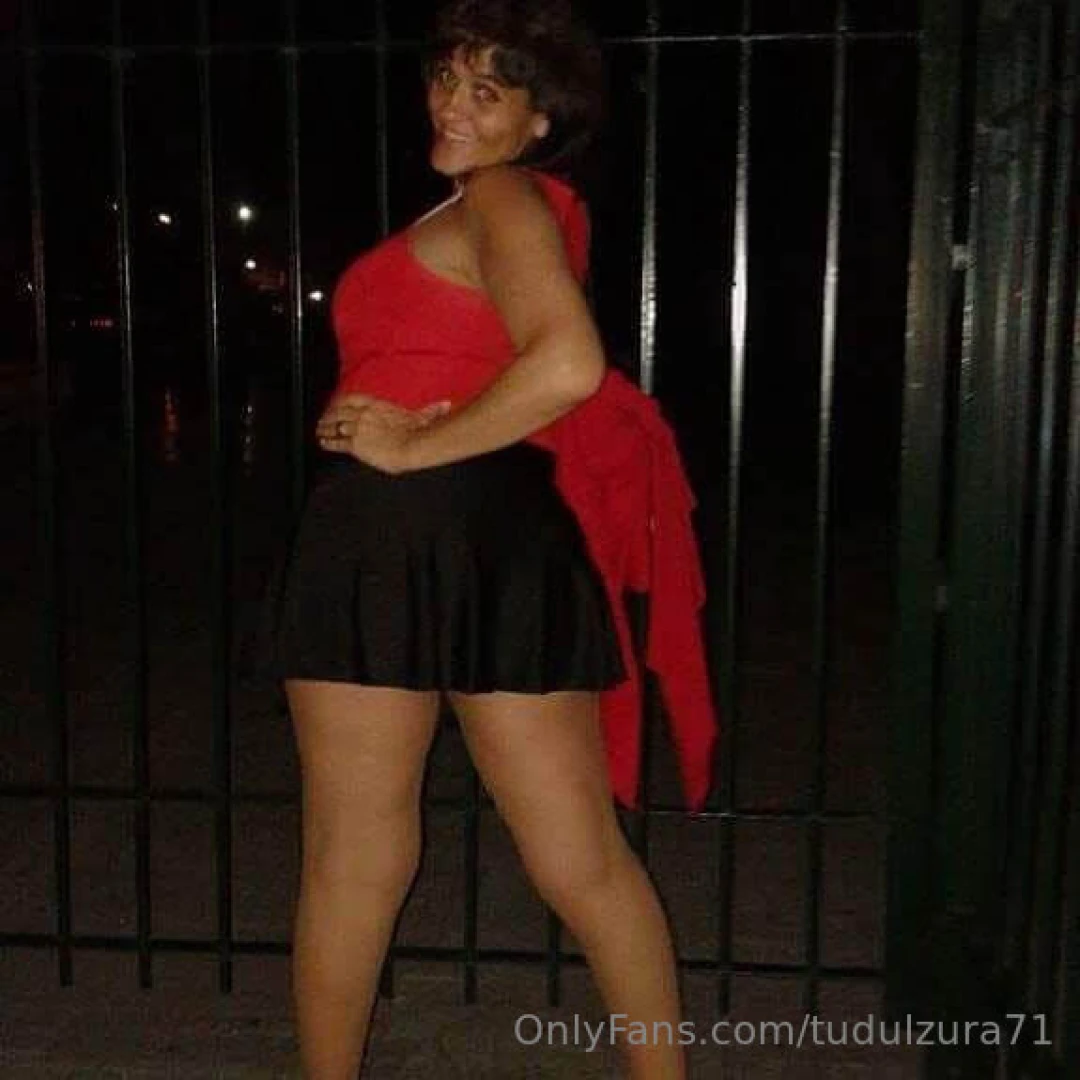 Active provocation erotic photos and videos 