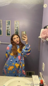 Make my eyes roll babe