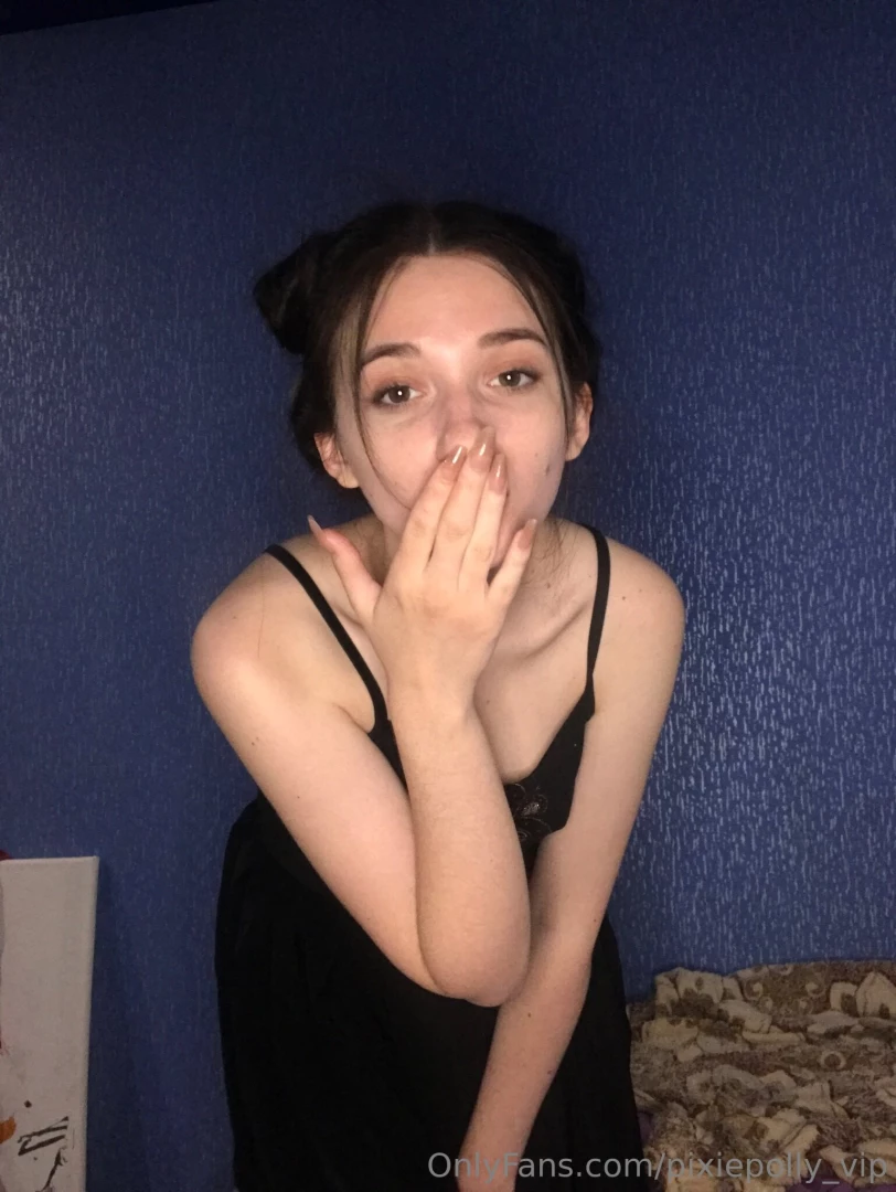 Sweet kiss to make you blush 
