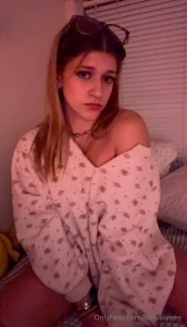 Serving sweet looks with dirty thoughts