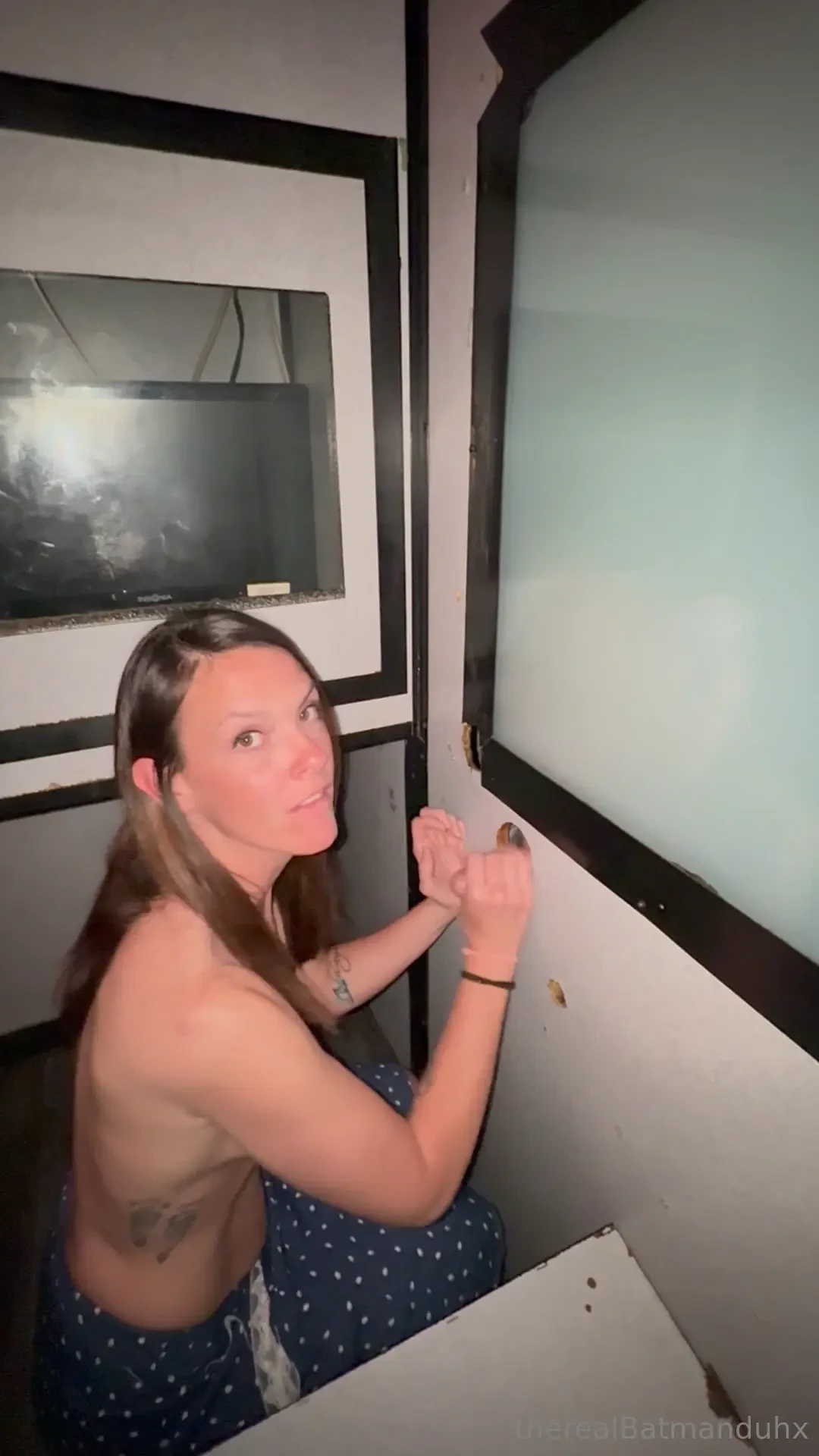 Spent almost 5 minutes showing my body to this stranger all for him to 