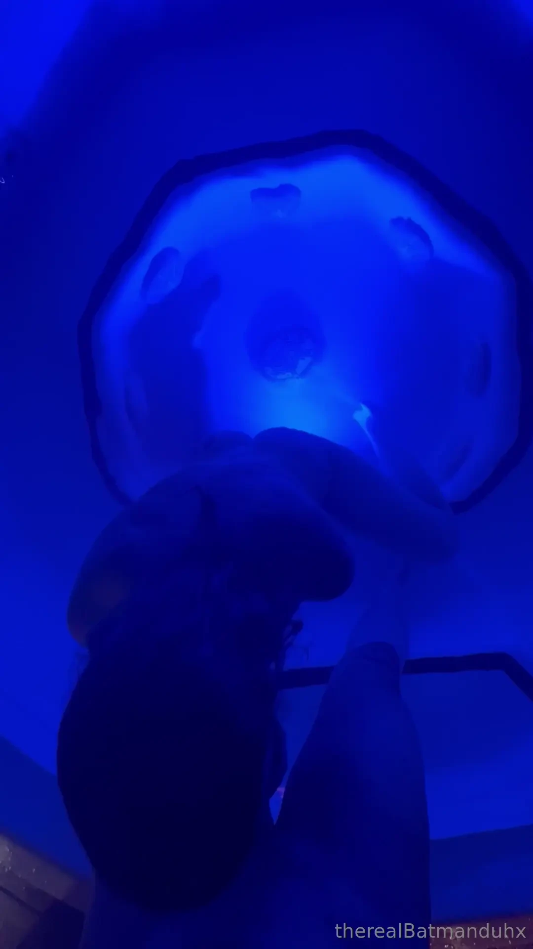 Hot tub blow job i really am obsessed with sucking cock 