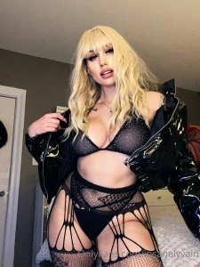 Thinking of you while im horny and online lets chat part 2