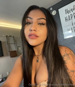 Scorpioprincessxx loves eating girls out and being eaten out add her part 2