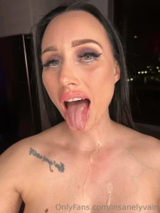 Let me squeeze ur cock and make the juices squirt all over my mouth