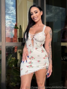 Keep starin i like it