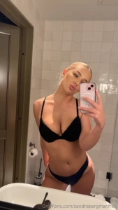 Heeey kj rer en 50 discount p de neste 30 som subscriber til