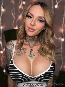 2025 nbsp new year same queen it s 2025 and what better way to start