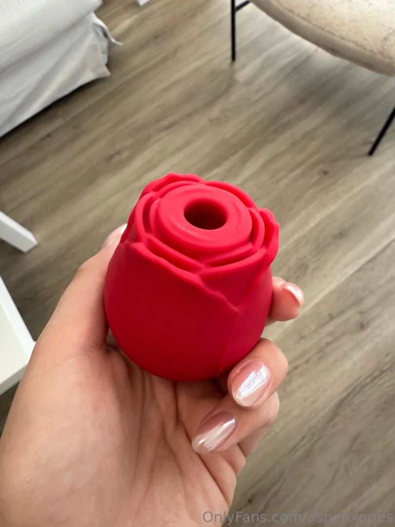 This rose hits all the right spots and then some started the video part 1 