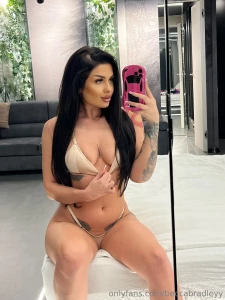 Iphones are waterproof dm me and i ll prove it