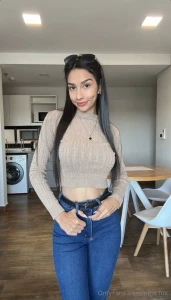 One look at me and you re already hard imagine what i d do up close