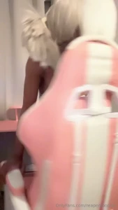 Cow girl back at it again creamin in my gaming chair head toy play