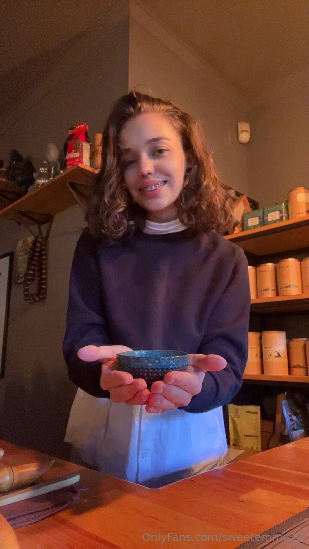 Hello today at work i had a day of tasting new teas i adore my job how part 1 