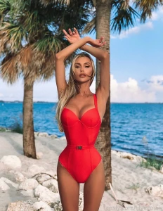 Are you going spoil your favorite lily on christmas holidays part 1