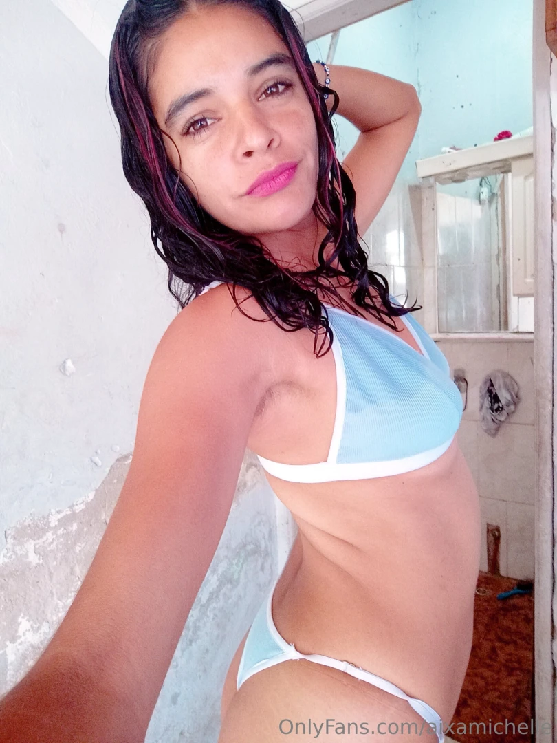 I am a hot latina wanting to show you everything 