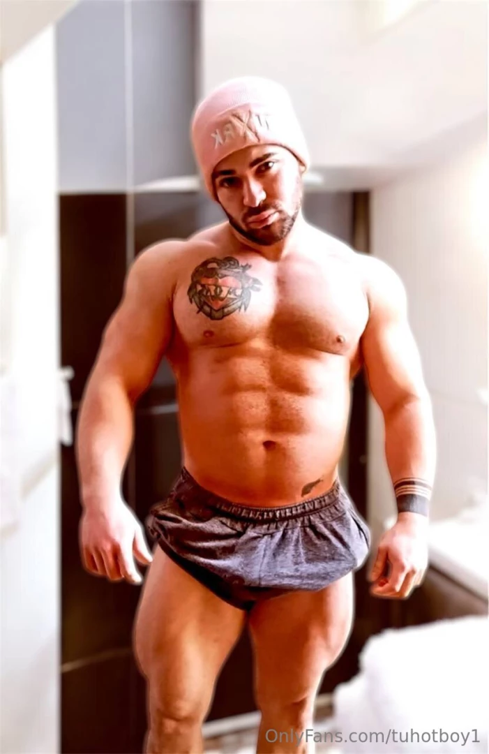 Active argentine bodybuilder ready to meet you subscribe for free 