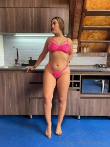 Pink got me feelin flirty amp filthy