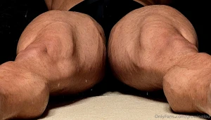 Now back in front of the mirror to inspect the meat growth ready for