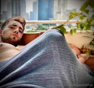 Ripped and horny 23 years old up or down i love sharing my sexuality part 43